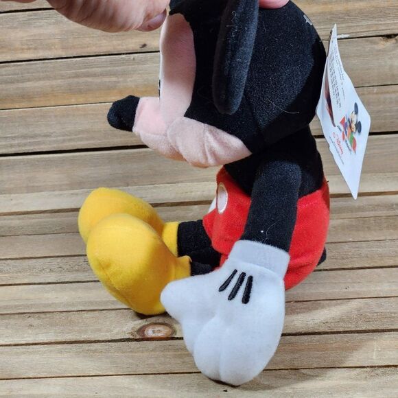 Show Your Character Share Your Heart Mickey Mouse Stuffed Plush 9" EUC - Picture 2 of 8